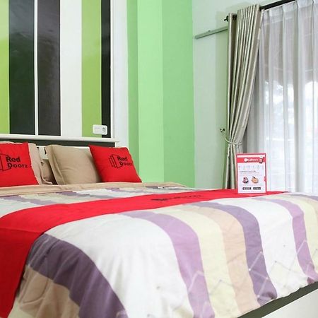 Reddoorz Plus @ Talaga Bodas Bandung Dış mekan fotoğraf
