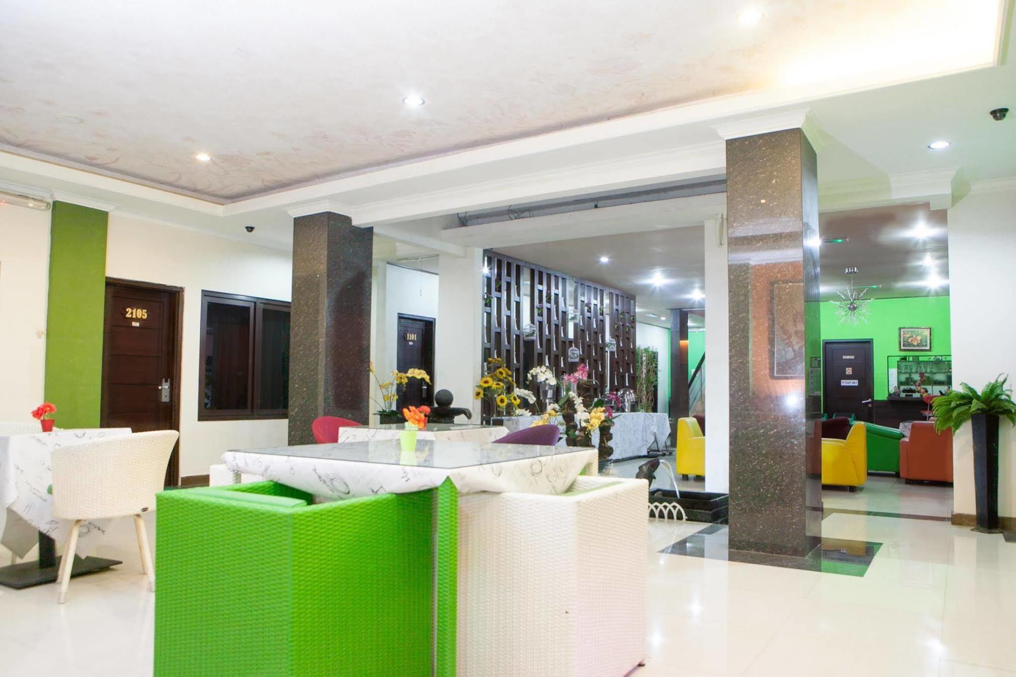 Reddoorz Plus @ Talaga Bodas Bandung Dış mekan fotoğraf