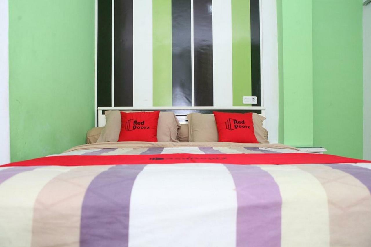 Reddoorz Plus @ Talaga Bodas Bandung Dış mekan fotoğraf